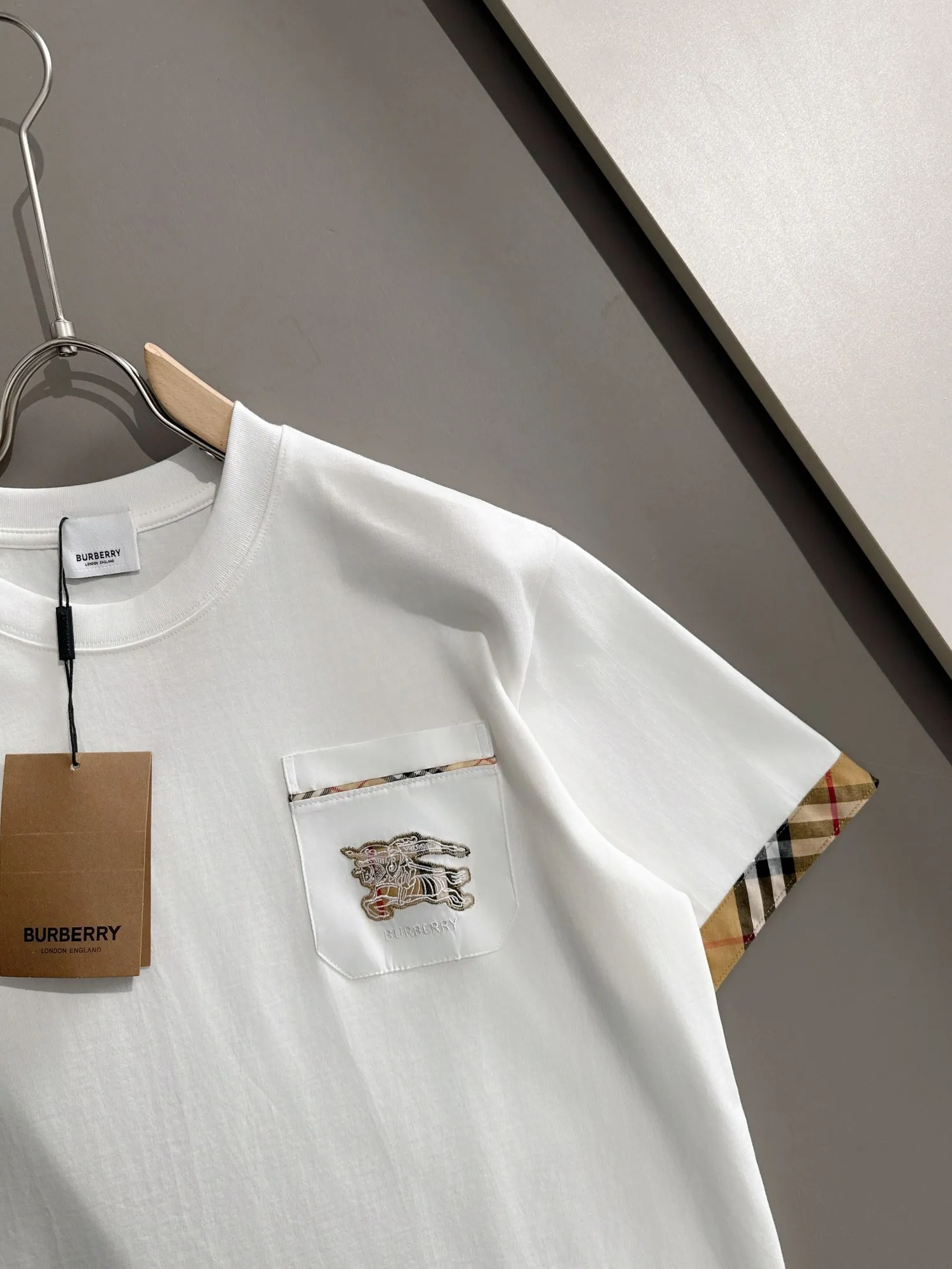 BBR BURBERRY 2026New Arrival logo Same Style t · 260 100％ · 32 · ：White Size：S M L XL
